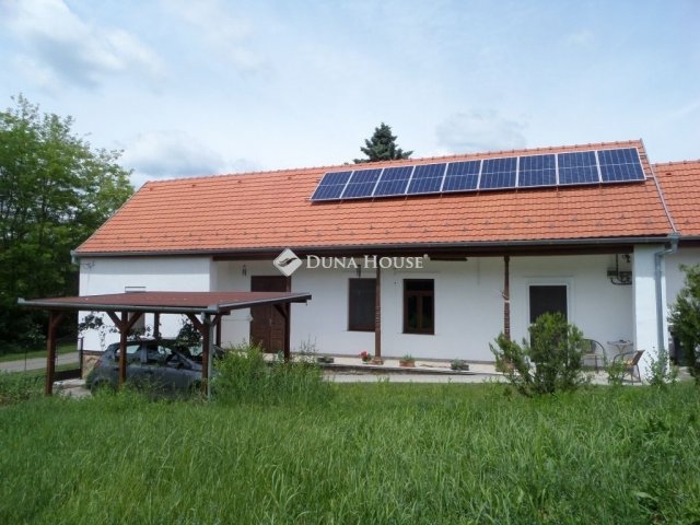 Eladó családi ház, Lovászhetényben 34 M Ft, 3 szobás