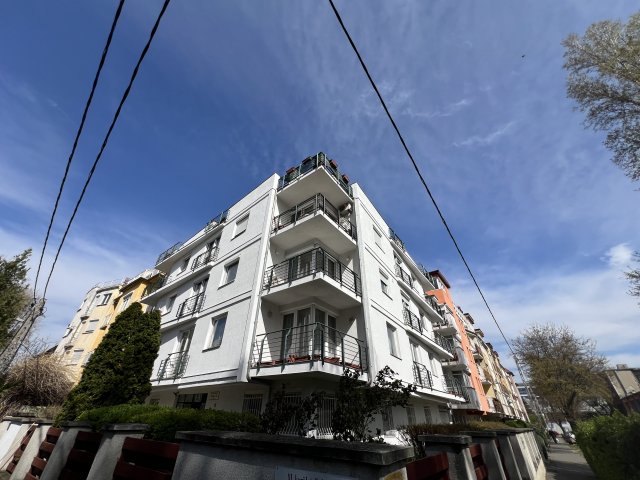 Eladó téglalakás, Budapesten, XI. kerületben 165 M Ft, 4 szobás