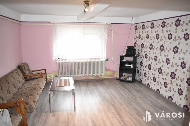 Eladó családi ház, Békéscsabán 19.9 M Ft, 3 szobás