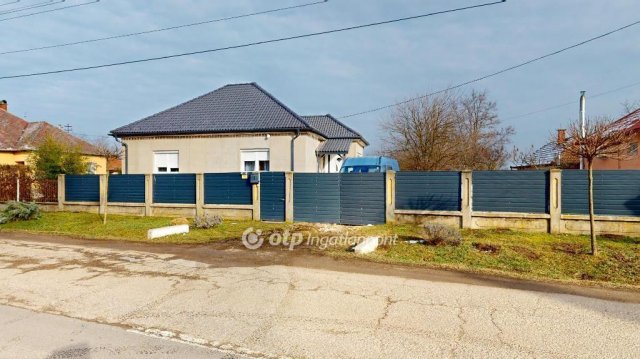 Eladó családi ház, Hejőkeresztúron 38.5 M Ft, 3 szobás