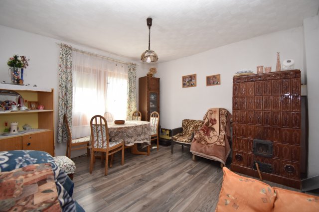 Eladó családi ház, Szarvasgedén 15.99 M Ft, 2 szobás