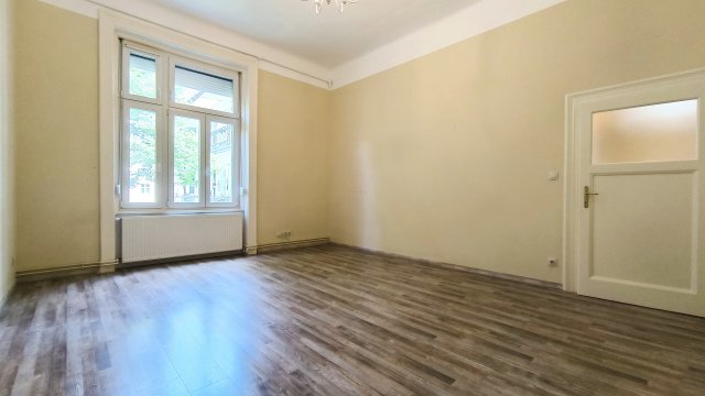 Eladó téglalakás, Budapesten, XII. kerületben, Győri úton