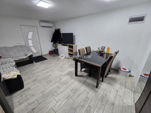 Eladó téglalakás, Lepsényben 24.5 M Ft, 2 szobás