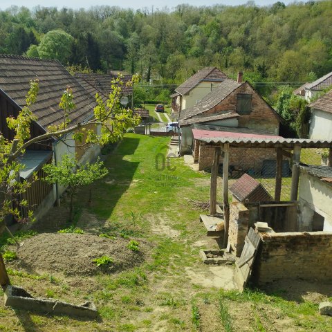 Eladó családi ház, Nagyradán 6.9 M Ft, 2 szobás