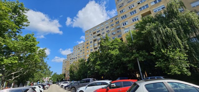 Eladó panellakás, Budapesten, III. kerületben 76.9 M Ft, 3 szobás