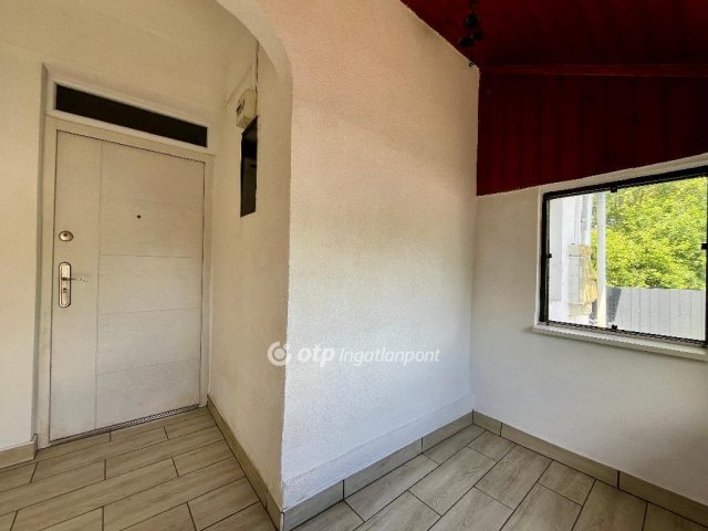 Eladó családi ház, Nyíregyházán 65 M Ft, 2 szobás