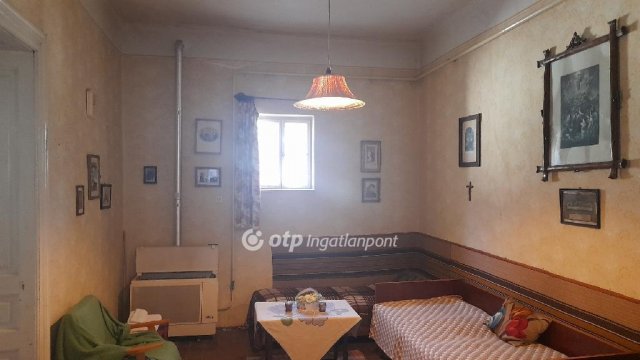 Eladó családi ház, Sajópüspökin 12.2 M Ft, 4+1 szobás