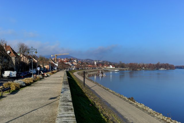 Eladó családi ház, Szentendrén, Alsó-duna közben 179 M Ft