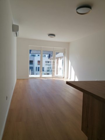 Kiadó téglalakás, albérlet, Szegeden 230 E Ft / hó, 2 szobás