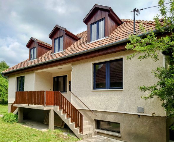 Eladó családi ház, Dunakeszin 134.9 M Ft, 4 szobás