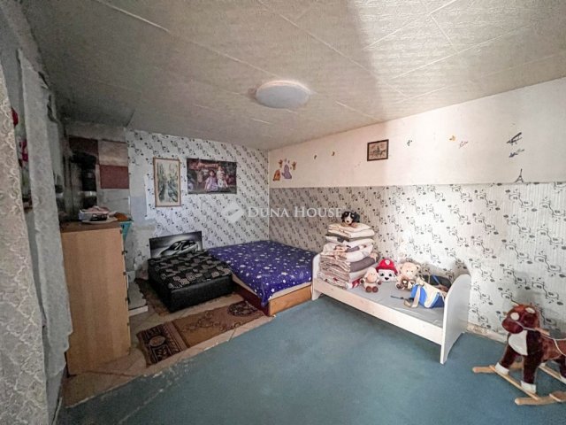 Eladó családi ház, Budapesten, XVIII. kerületben 59.9 M Ft