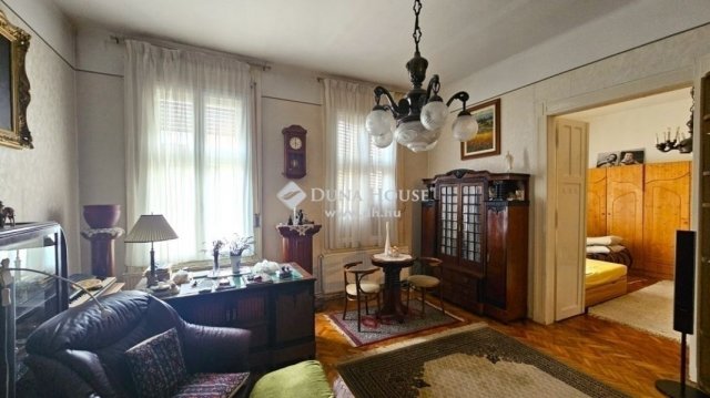 Eladó családi ház, Budapesten, X. kerületben 170 M Ft, 6 szobás