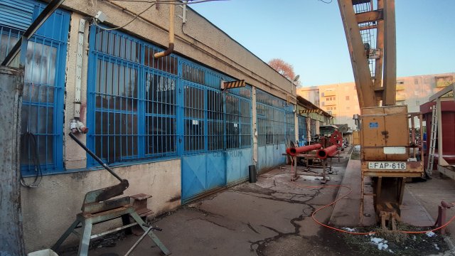 Eladó ipari ingatlan, Debrecenben 365 M Ft / költözzbe.hu