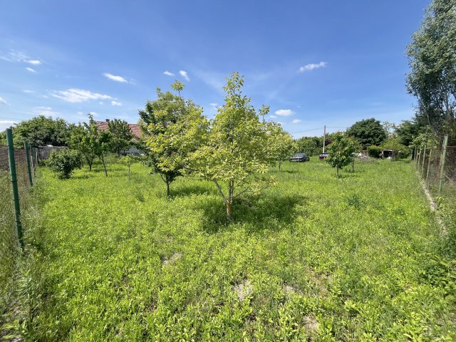 Eladó telek, Szigetszentmiklóson 9.9 M Ft / költözzbe.hu