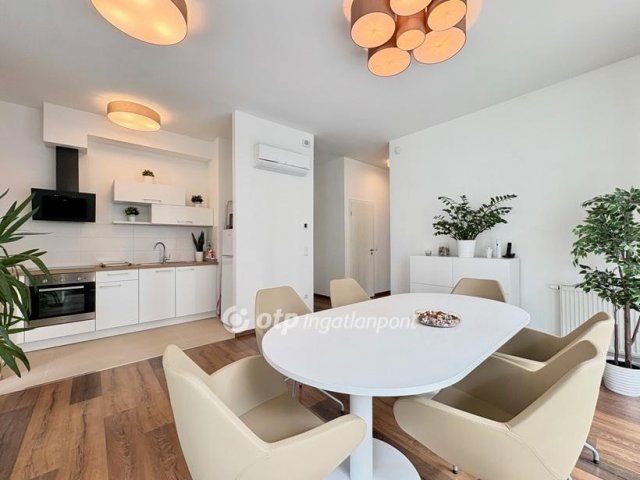 Eladó téglalakás, Budapesten, XI. kerületben 131.9 M Ft