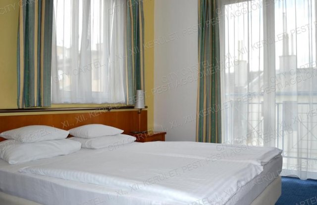 Eladó hotel, Budapesten, XIV. kerületben 3000 M Ft, 54 szobás