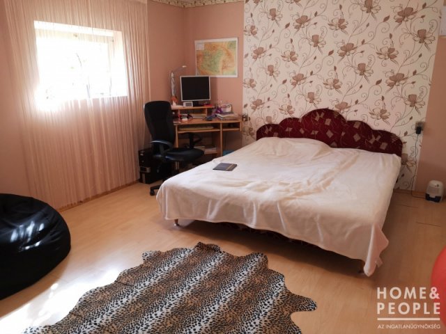 Eladó családi ház, Balástyán 71.999 M Ft, 4+2 szobás
