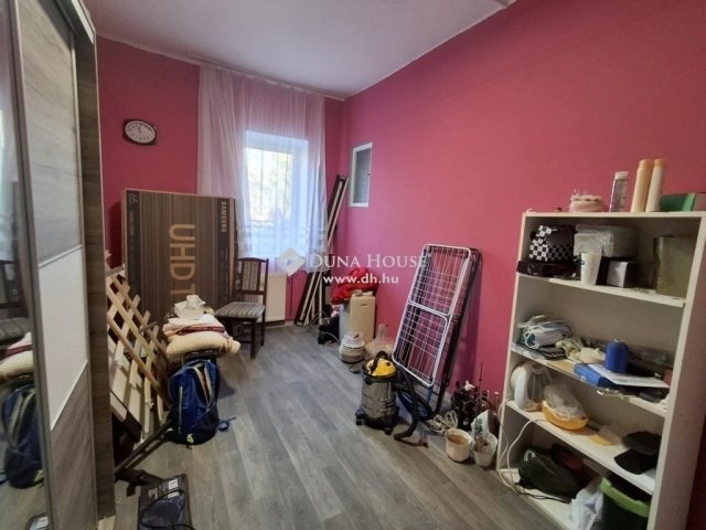 Eladó családi ház, Pilisen 45 M Ft, 5 szobás