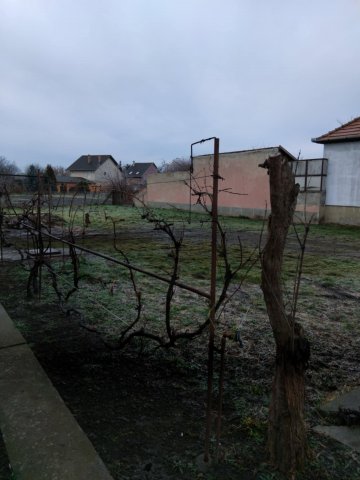 Eladó telek, Hatvanban 15 M Ft / költözzbe.hu