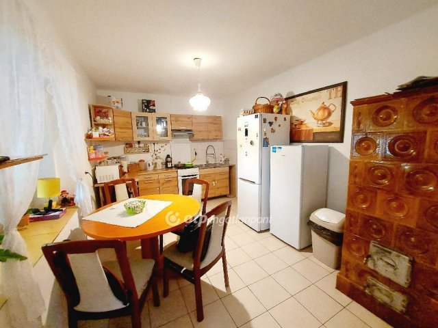 Eladó családi ház, Tiszalökön 35.5 M Ft, 3 szobás