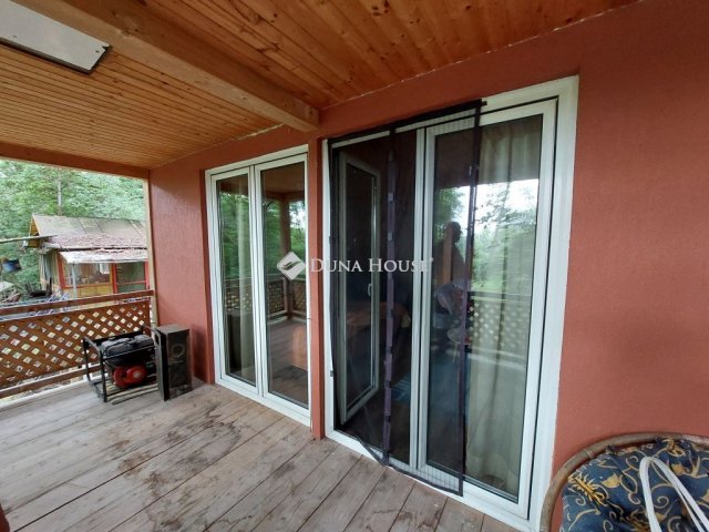 Eladó nyaraló, Érsekcsanádon 26.99 M Ft, 2 szobás