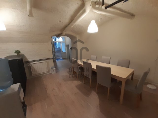 Eladó iroda, Budapesten, V. kerületben 65 M Ft