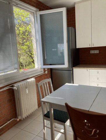 Kiadó téglalakás, albérlet, Budapesten, III. kerületben