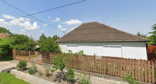 Eladó családi ház, Mezőzomboron 13 M Ft, 3 szobás