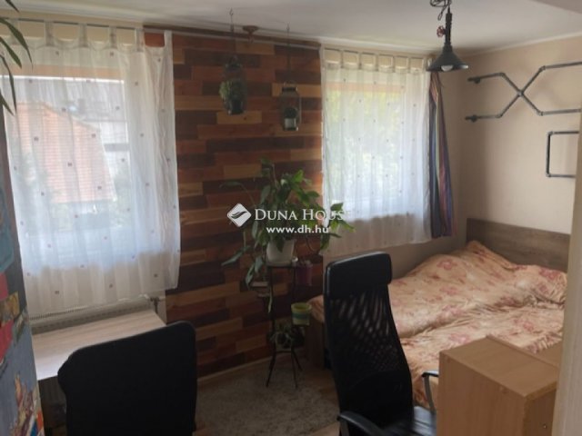 Eladó téglalakás, Budaörsön 89.9 M Ft, 4+2 szobás