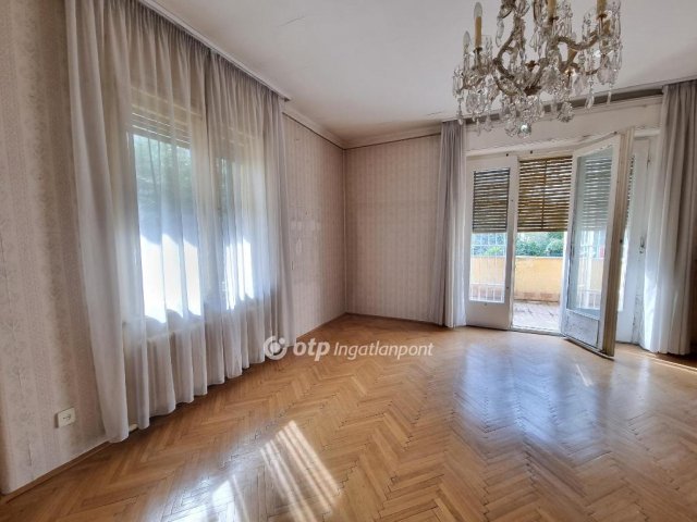 Eladó ikerház, Budapesten, II. kerületben 299 M Ft, 7+1 szobás