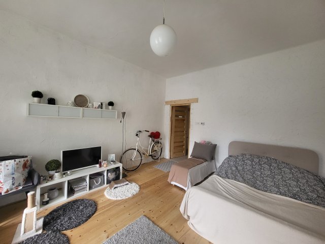Eladó családi ház, Tabon 49.9 M Ft, 2 szobás
