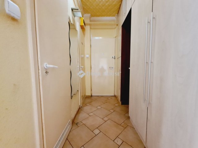 Eladó téglalakás, Békéscsabán 22.5 M Ft, 2 szobás