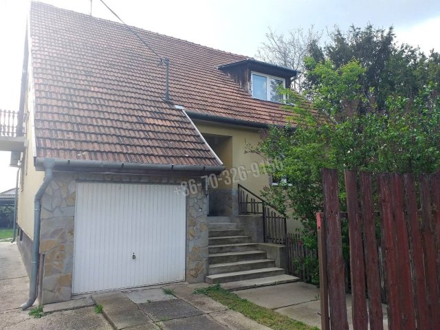 Eladó családi ház, Érden 94.9 M Ft, 5 szobás