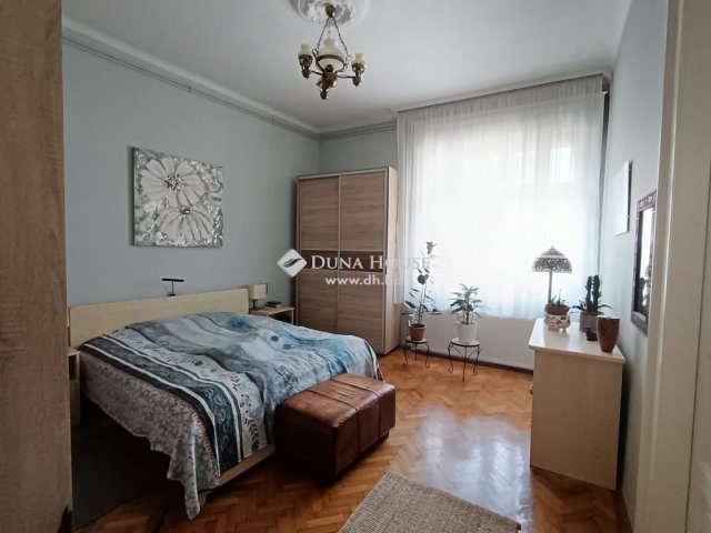 Eladó téglalakás, Budapesten, VIII. kerületben 109.99 M Ft