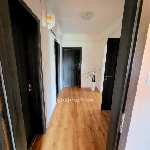 Eladó családi ház, Debrecenben 162.9 M Ft, 5 szobás