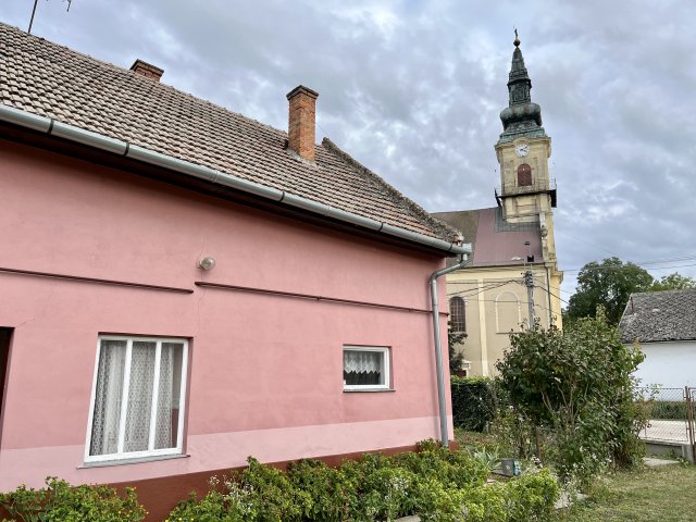 Eladó családi ház, Jászladányon, Kossuth Lajos utcában 12 M Ft