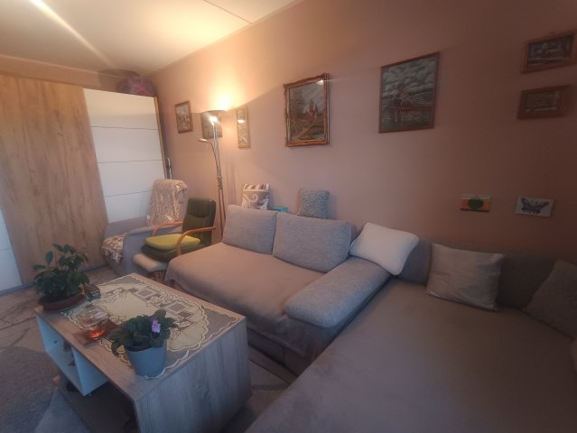 Eladó panellakás, Komlón, Nagyszántó utcában 16.99 M Ft