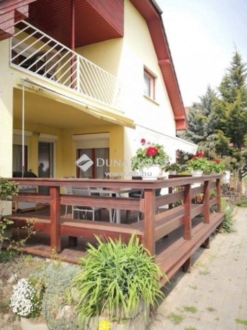 Eladó családi ház, Taksonyon 115 M Ft, 6 szobás