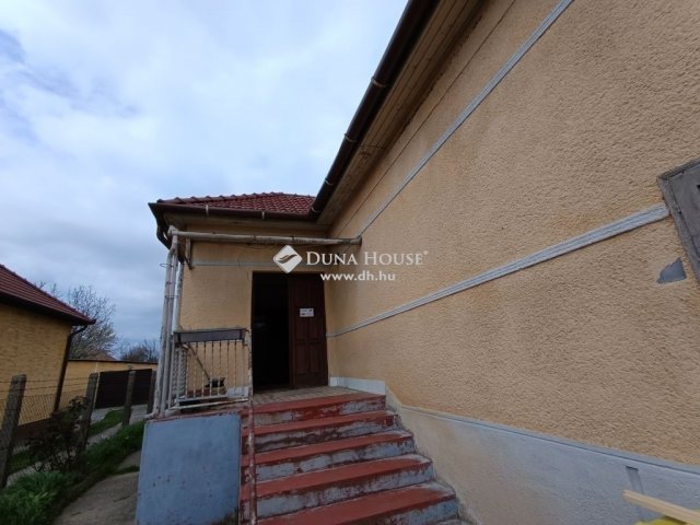 Eladó családi ház, Ócsán 55.5 M Ft, 1 szobás