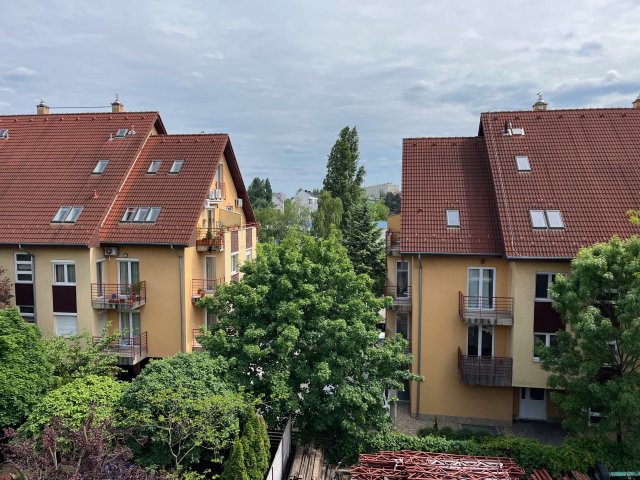 Eladó téglalakás, Budapesten, III. kerületben 190.971 M Ft