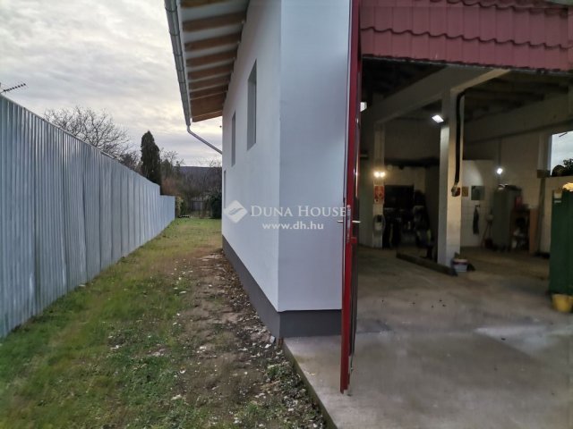 Eladó ipari ingatlan, Szigethalmon 79.9 M Ft / költözzbe.hu