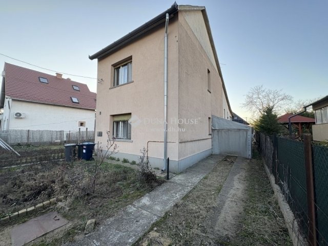 Eladó családi ház, Budapesten, XVII. kerületben 77.9 M Ft