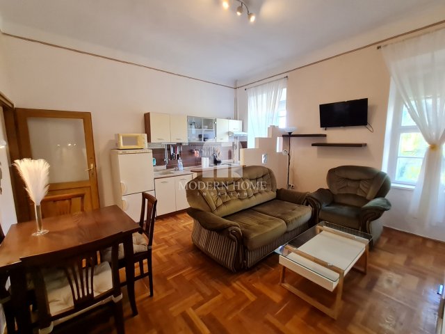 Kiadó téglalakás, albérlet, Székesfehérvárott 150 E Ft / hó