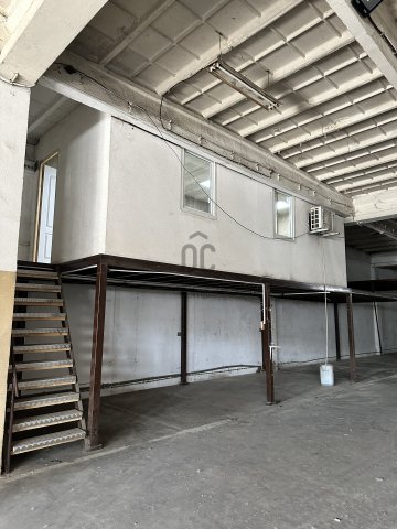 Kiadó ipari ingatlan, Szolnokon 648 E Ft / hó