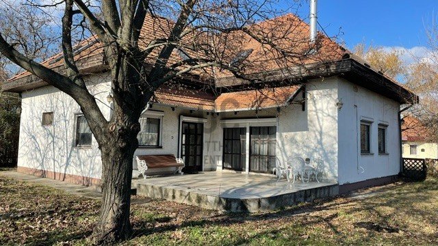 Eladó családi ház, Monoron 75 M Ft, 5 szobás