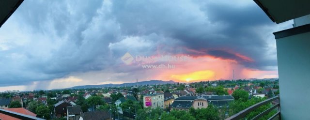 Eladó téglalakás, Budapesten, XV. kerületben 51.9 M Ft, 2 szobás