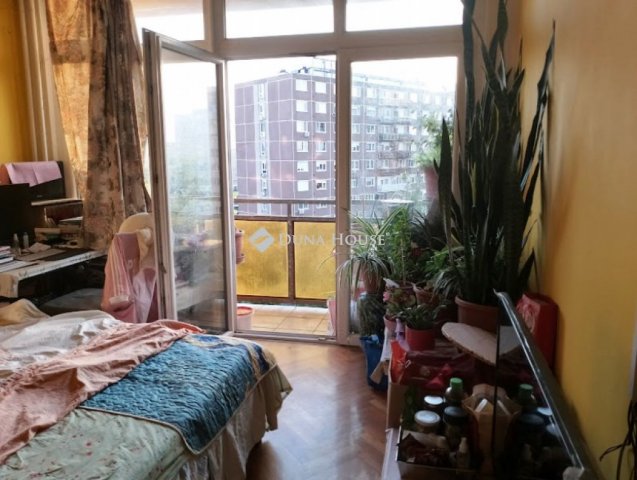 Eladó panellakás, Budapesten, XV. kerületben 69 M Ft, 3 szobás