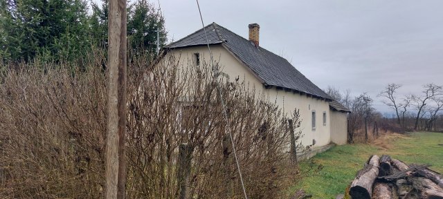 Eladó családi ház, Csarodán 6.7 M Ft, 1 szobás