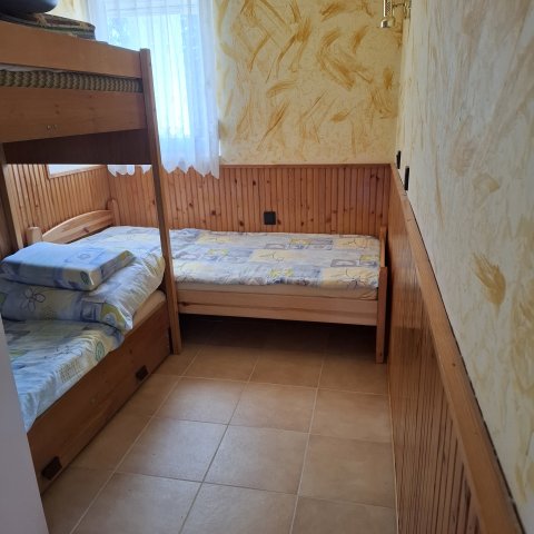 Eladó téglalakás, Zamárdiban 52 M Ft, 1+1 szobás