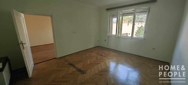 Kiadó téglalakás, albérlet, Szegeden 120 E Ft / hó, 3 szobás